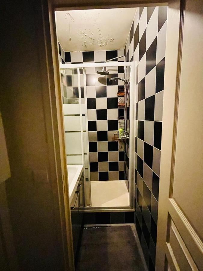 Appartement En Plein Coeur Du 10Eme Et Proche De Plusieurs Gares Párizs Kültér fotó