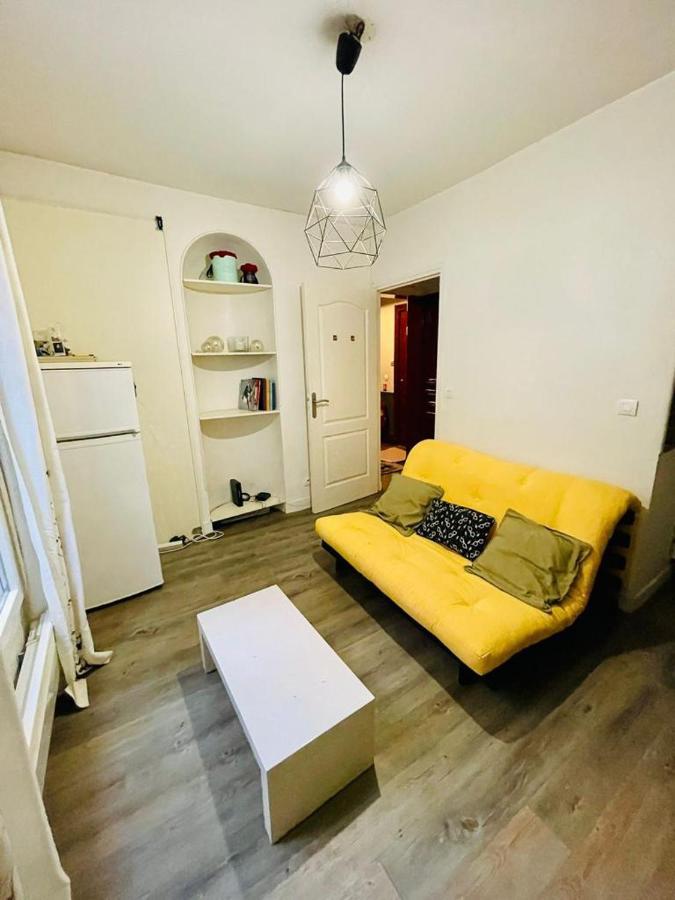 Appartement En Plein Coeur Du 10Eme Et Proche De Plusieurs Gares Párizs Kültér fotó